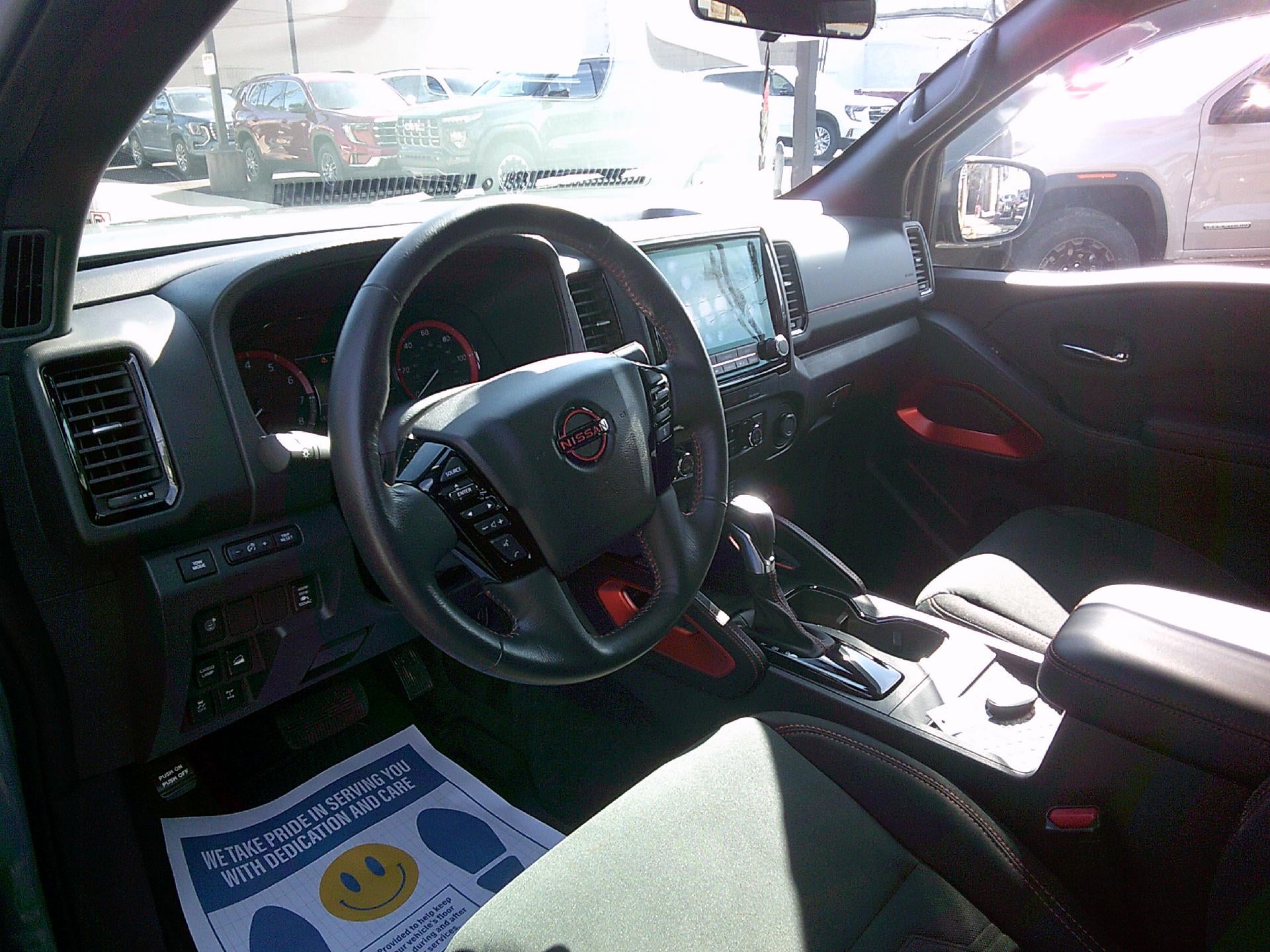 2023 Nissan Frontier Crew Cab PRO-4X 4x4