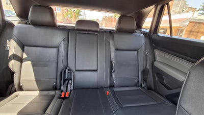2023 Volkswagen Atlas Cross Sport 2.0T SE w/Technology