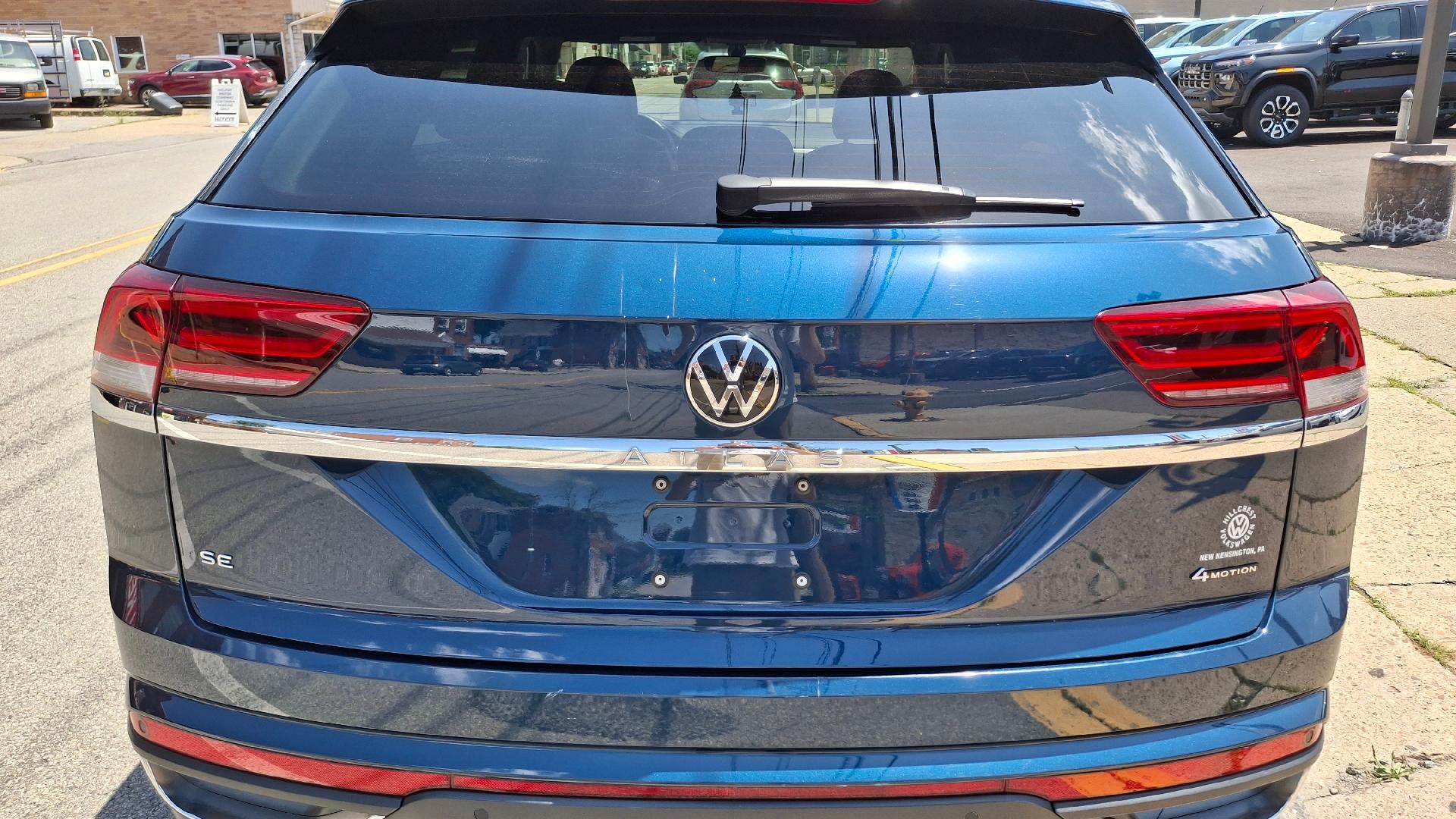 2023 Volkswagen Atlas Cross Sport 2.0T SE w/Technology