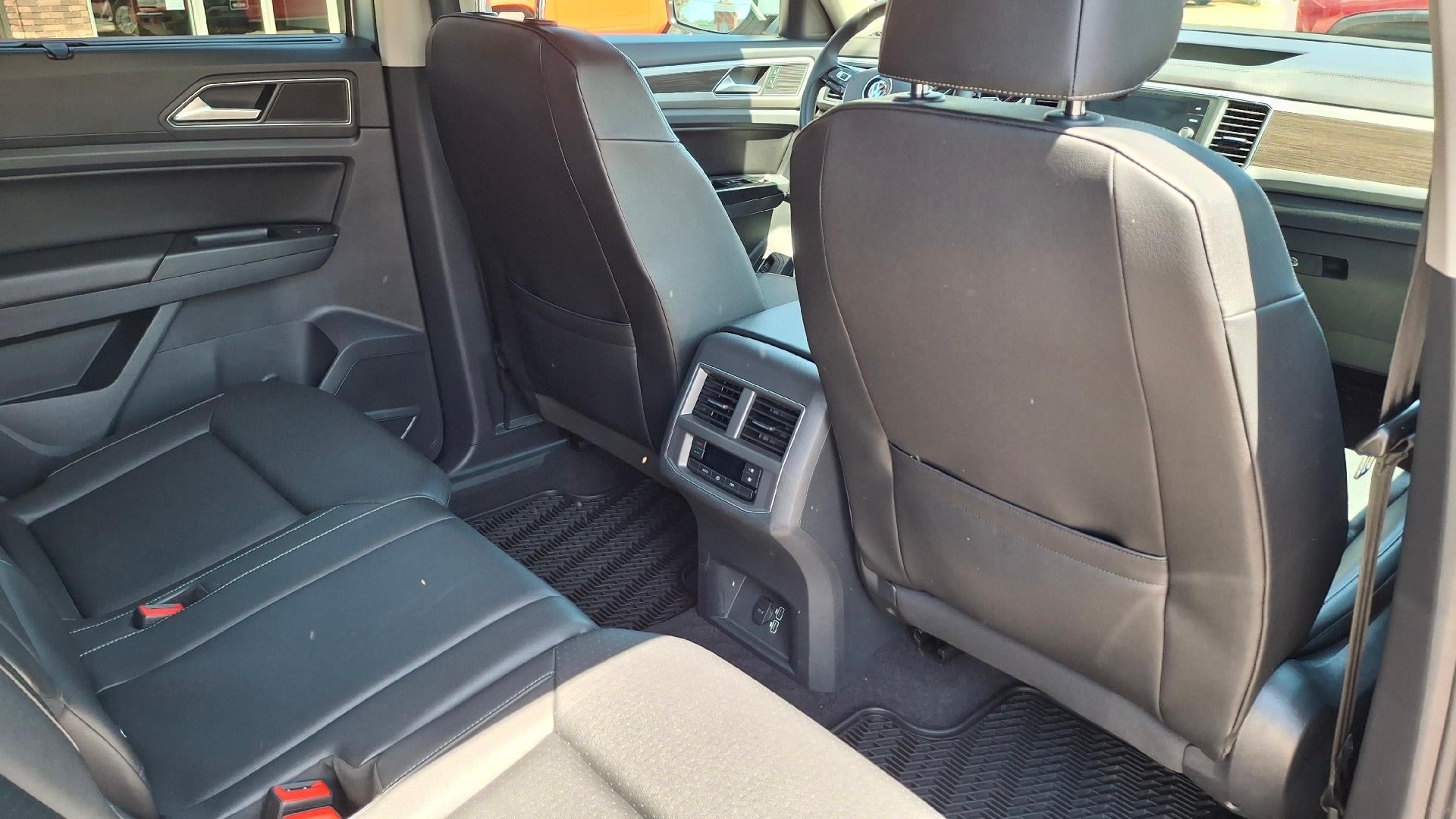 2019 Volkswagen Atlas 3.6L V6 SE w/Technology R-Line
