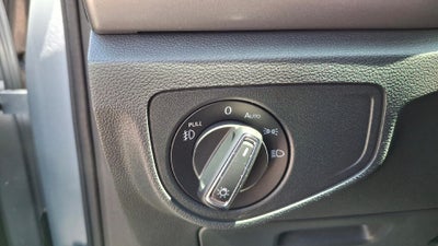 2019 Volkswagen Atlas 3.6L V6 SE w/Technology R-Line
