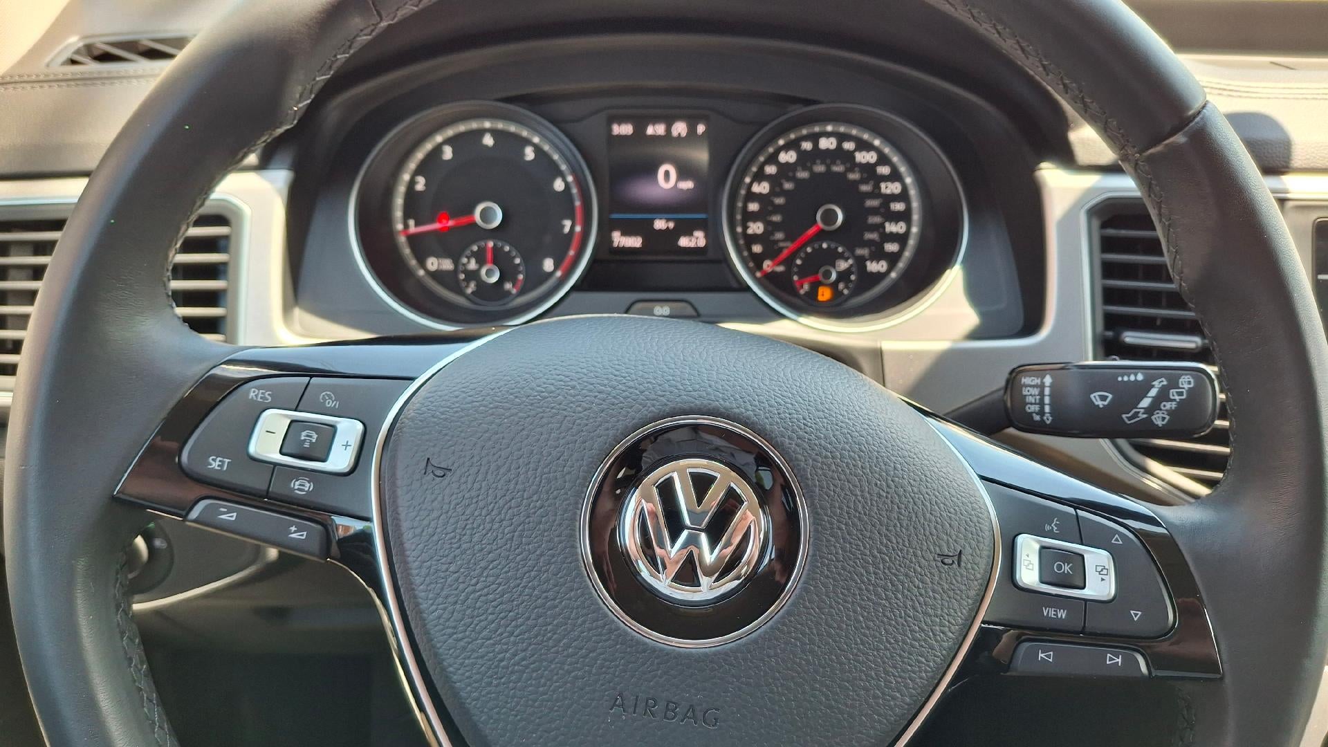 2019 Volkswagen Atlas 3.6L V6 SE w/Technology R-Line