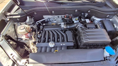 2019 Volkswagen Atlas 3.6L V6 SE w/Technology R-Line