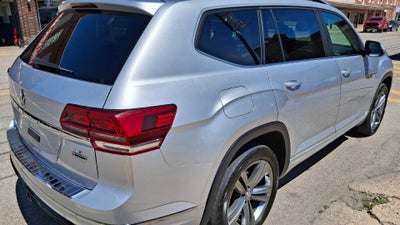 2019 Volkswagen Atlas 3.6L V6 SE w/Technology R-Line