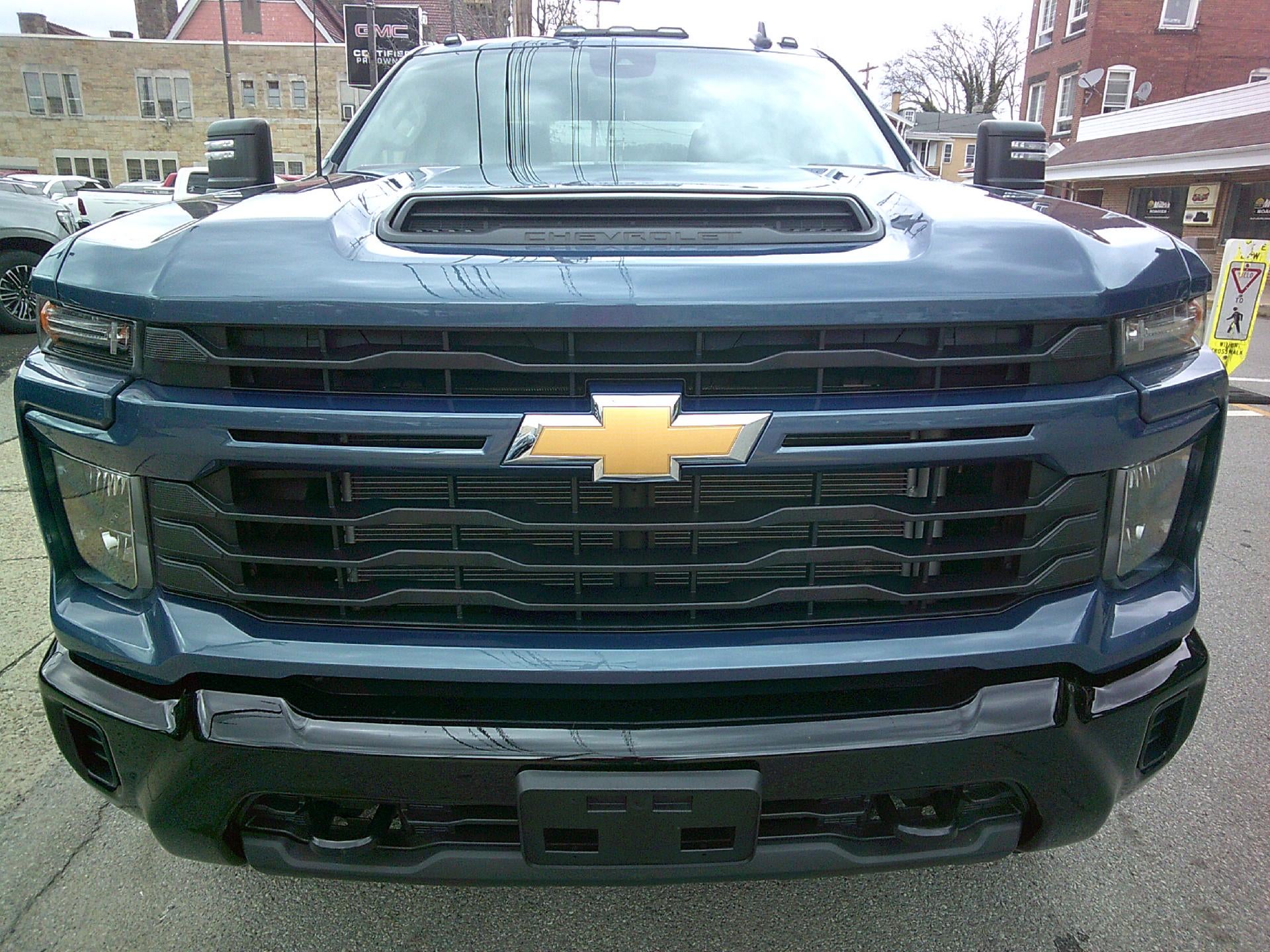 2024 Chevrolet Silverado 2500 HD Custom