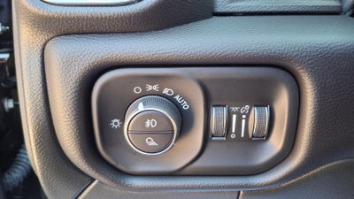 2024 RAM 3500 Laramie Crew Cab 4x4 6'4" Box