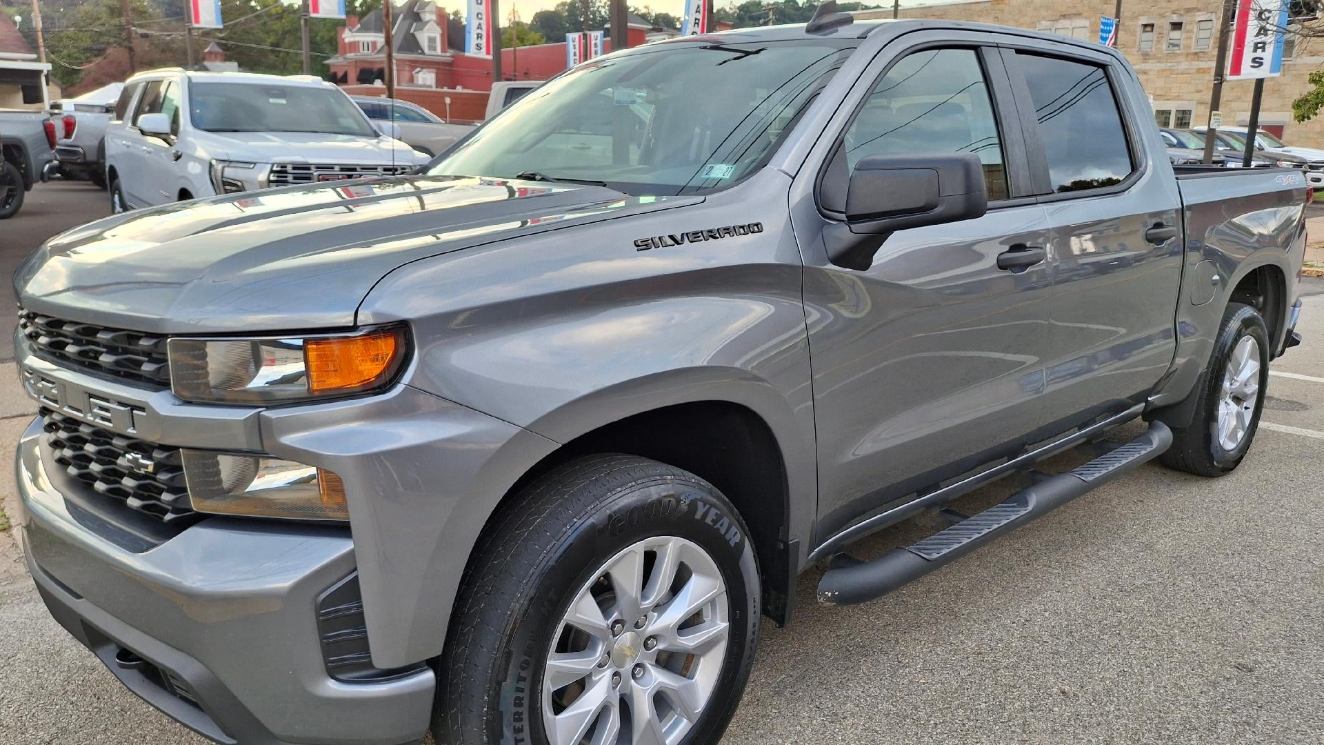 2020 Chevrolet Silverado 1500 Custom