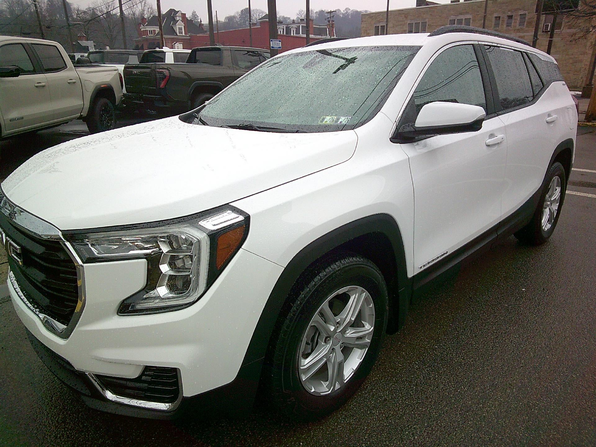2023 GMC Terrain SLE