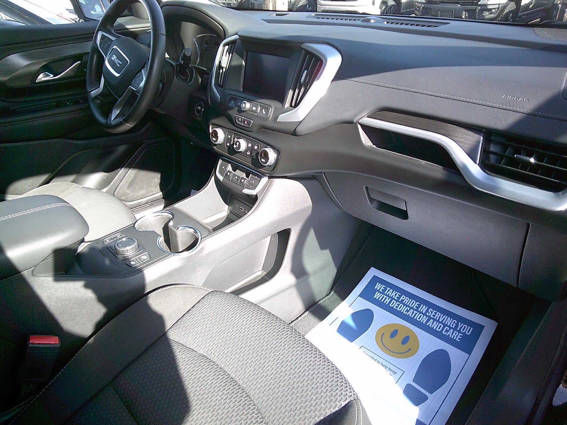 2022 GMC Terrain SLE