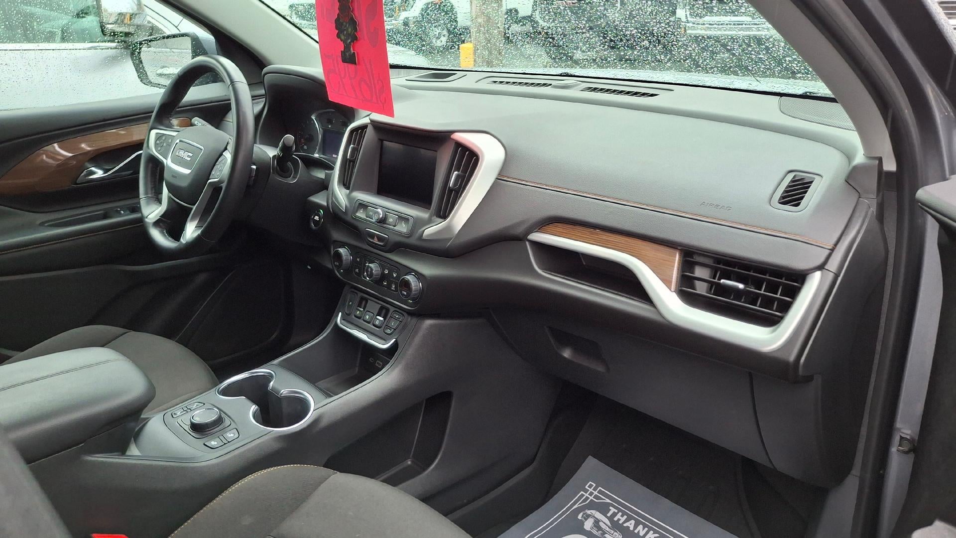 2020 GMC Terrain SLE