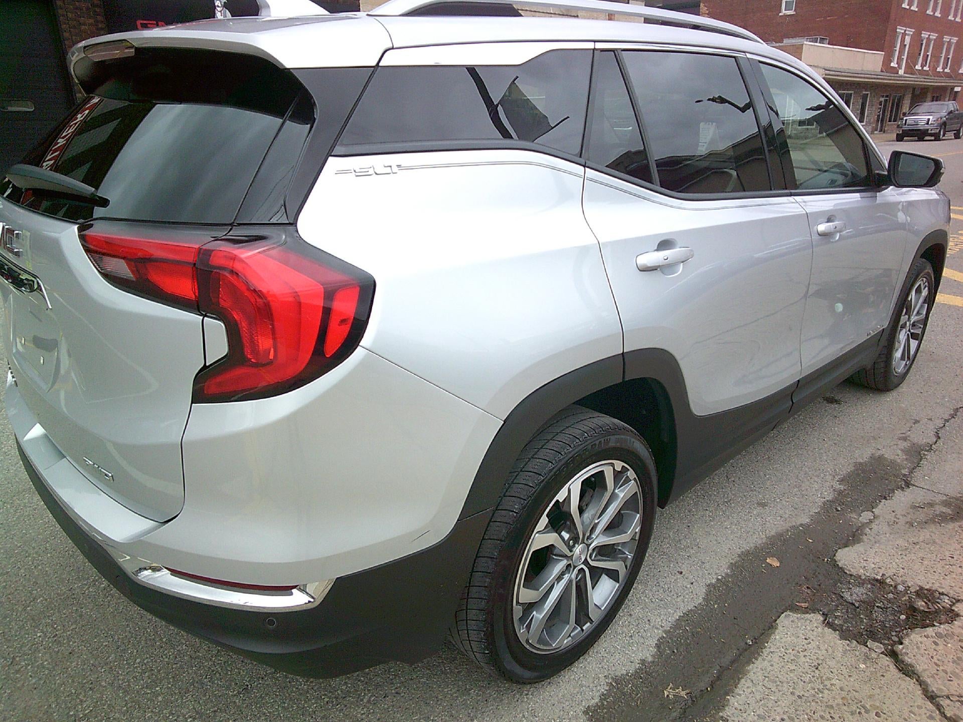 2021 GMC Terrain SLT