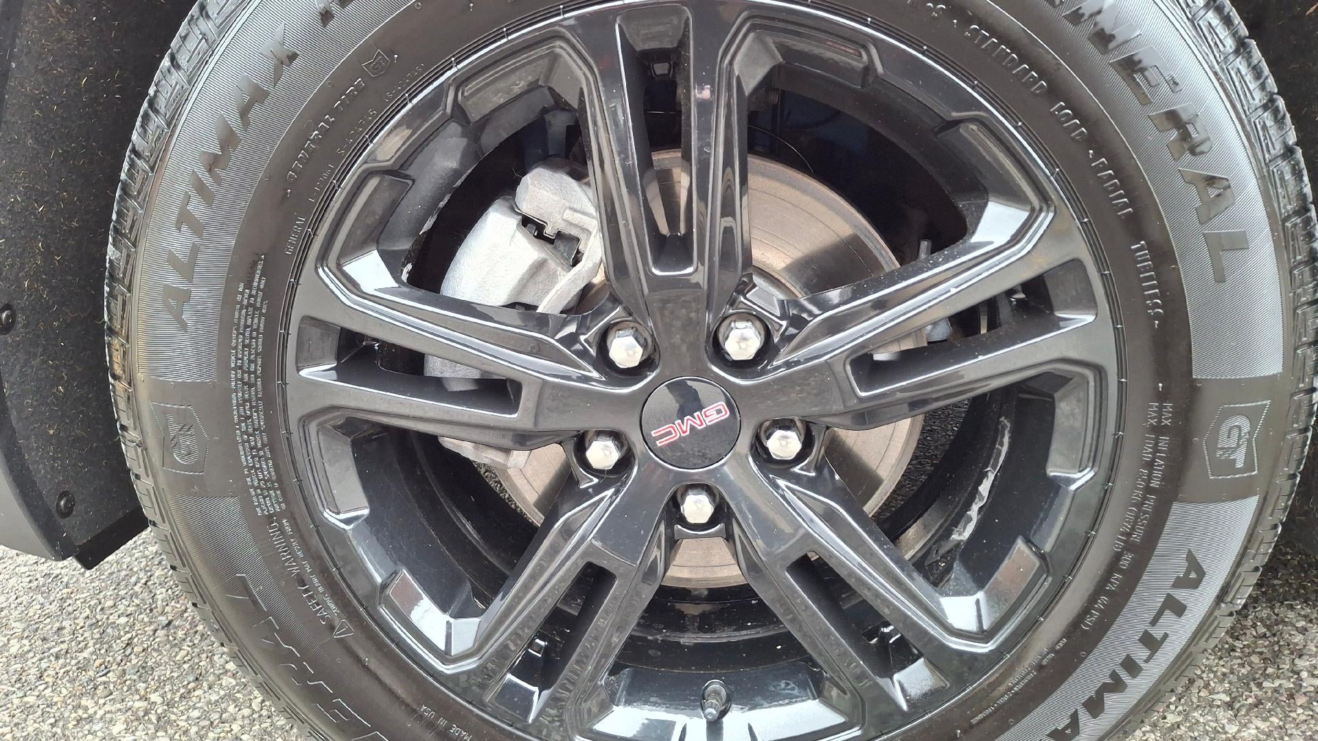 2024 GMC Terrain AT4