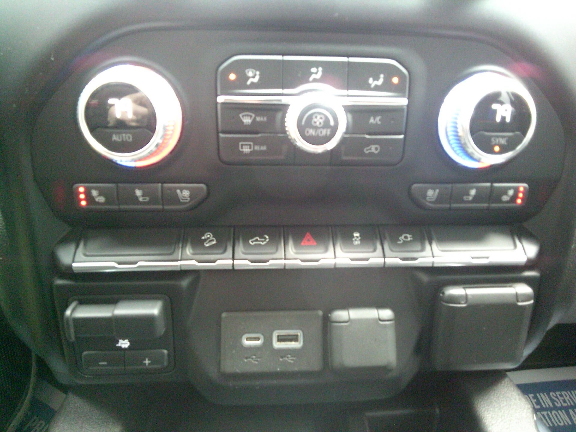 2022 GMC Sierra 1500 Limited AT4