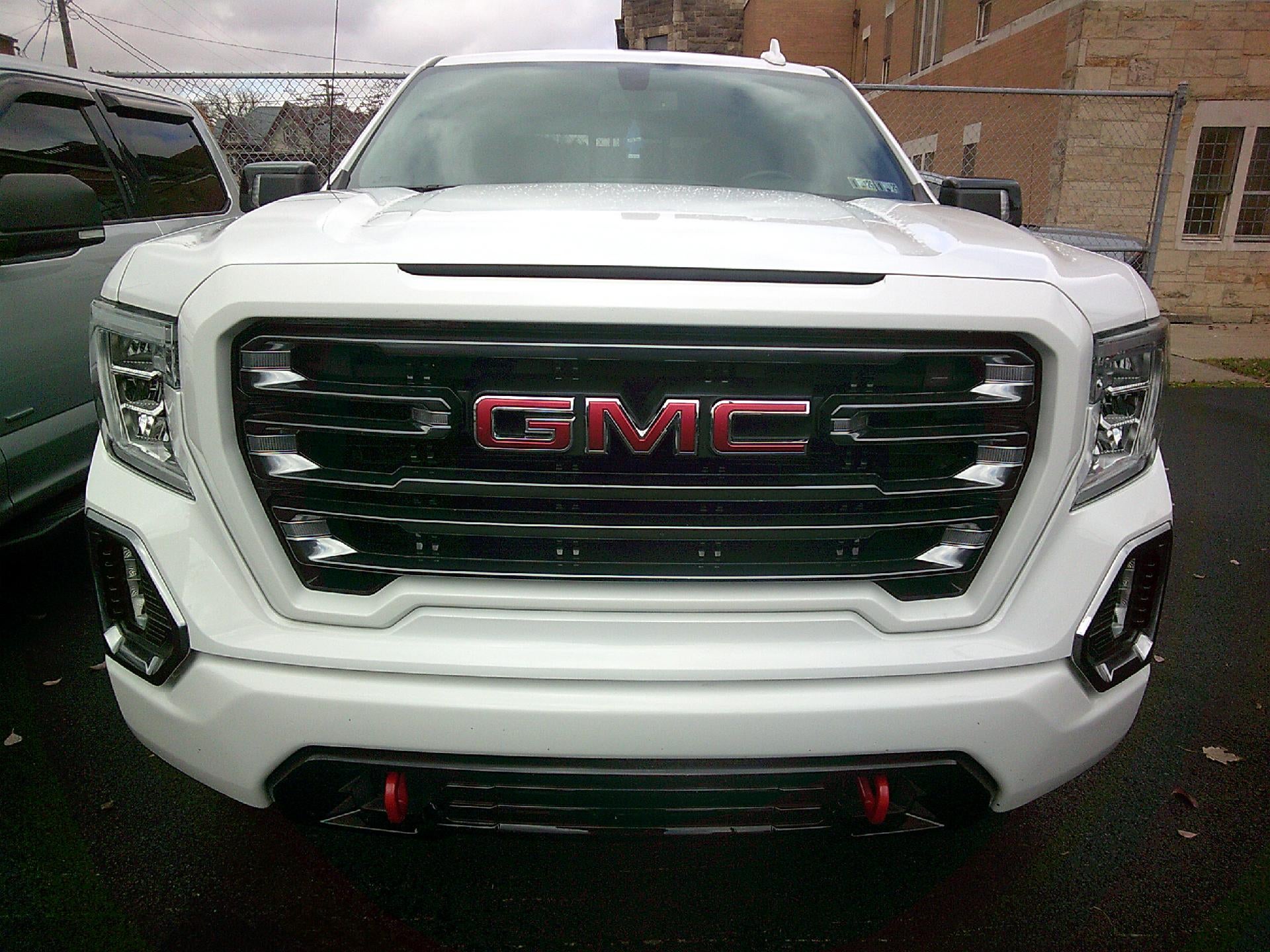 2022 GMC Sierra 1500 Limited AT4