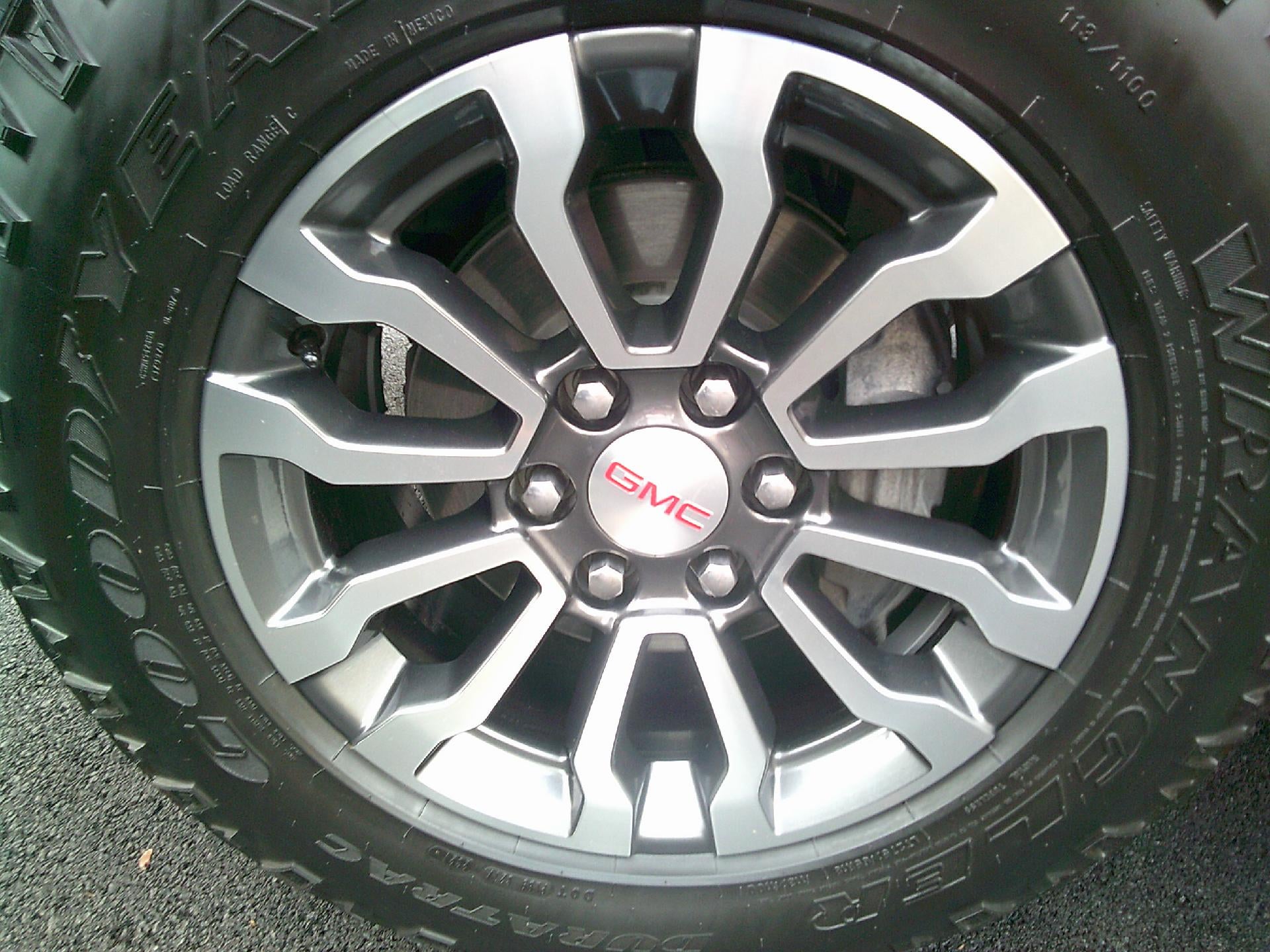 2022 GMC Sierra 1500 Limited AT4