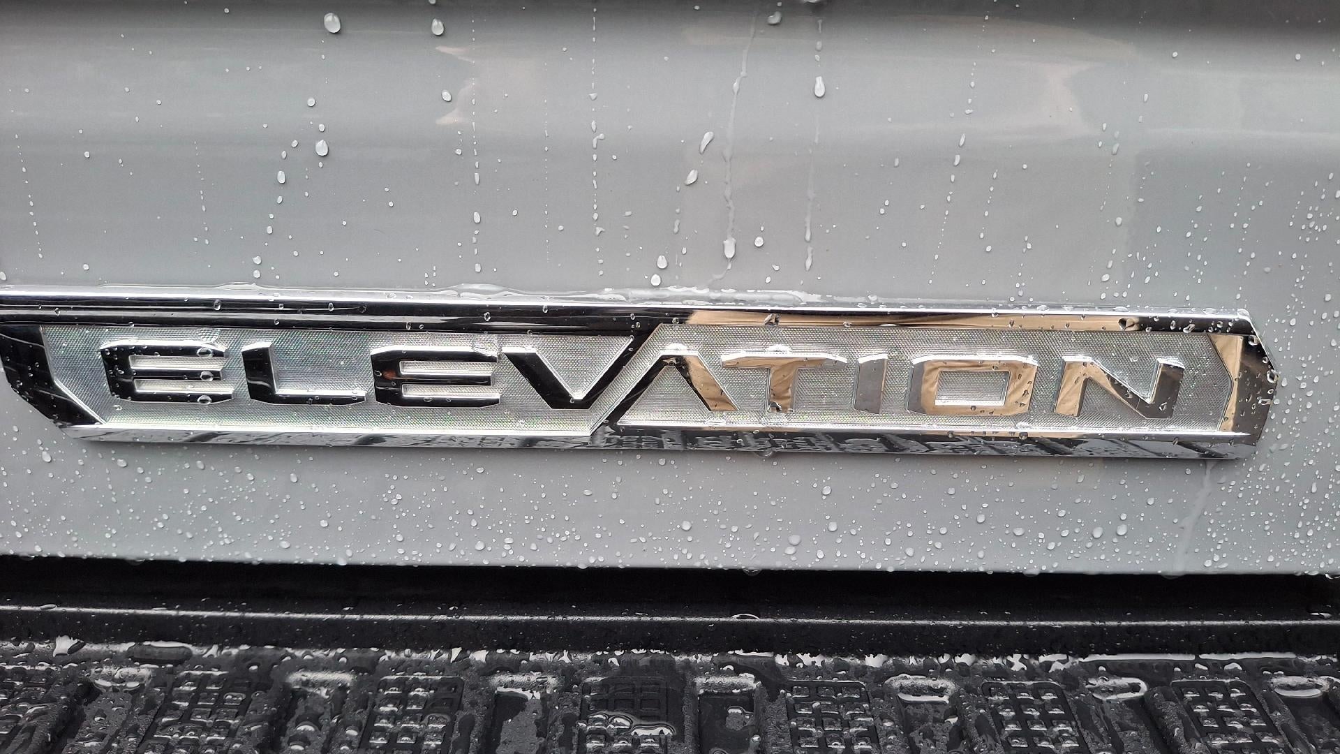 2024 GMC Sierra 1500 Elevation