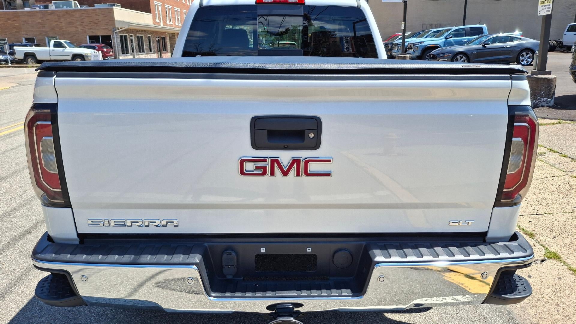 2017 GMC Sierra 1500 SLT