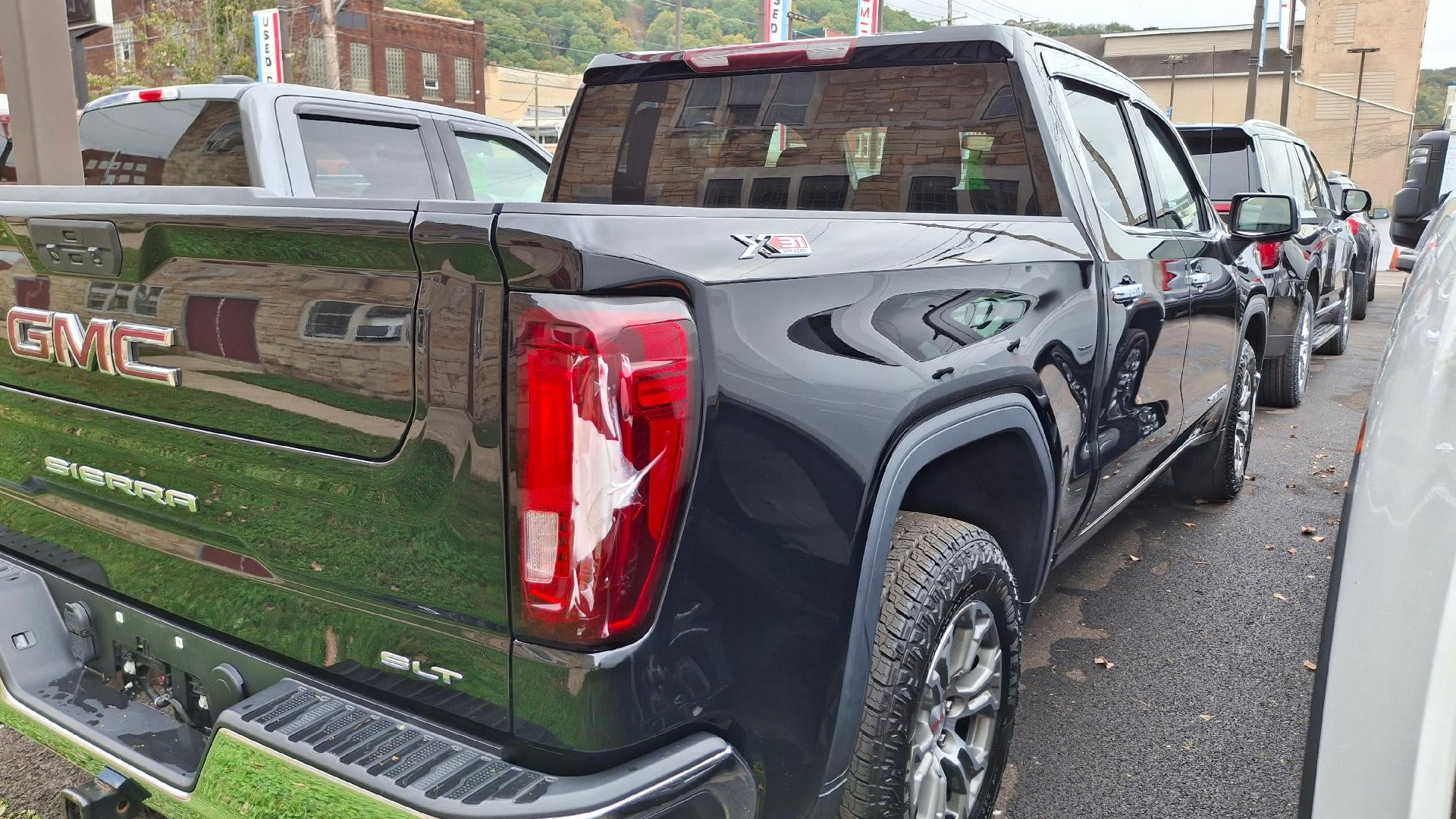 2021 GMC Sierra 1500 SLT