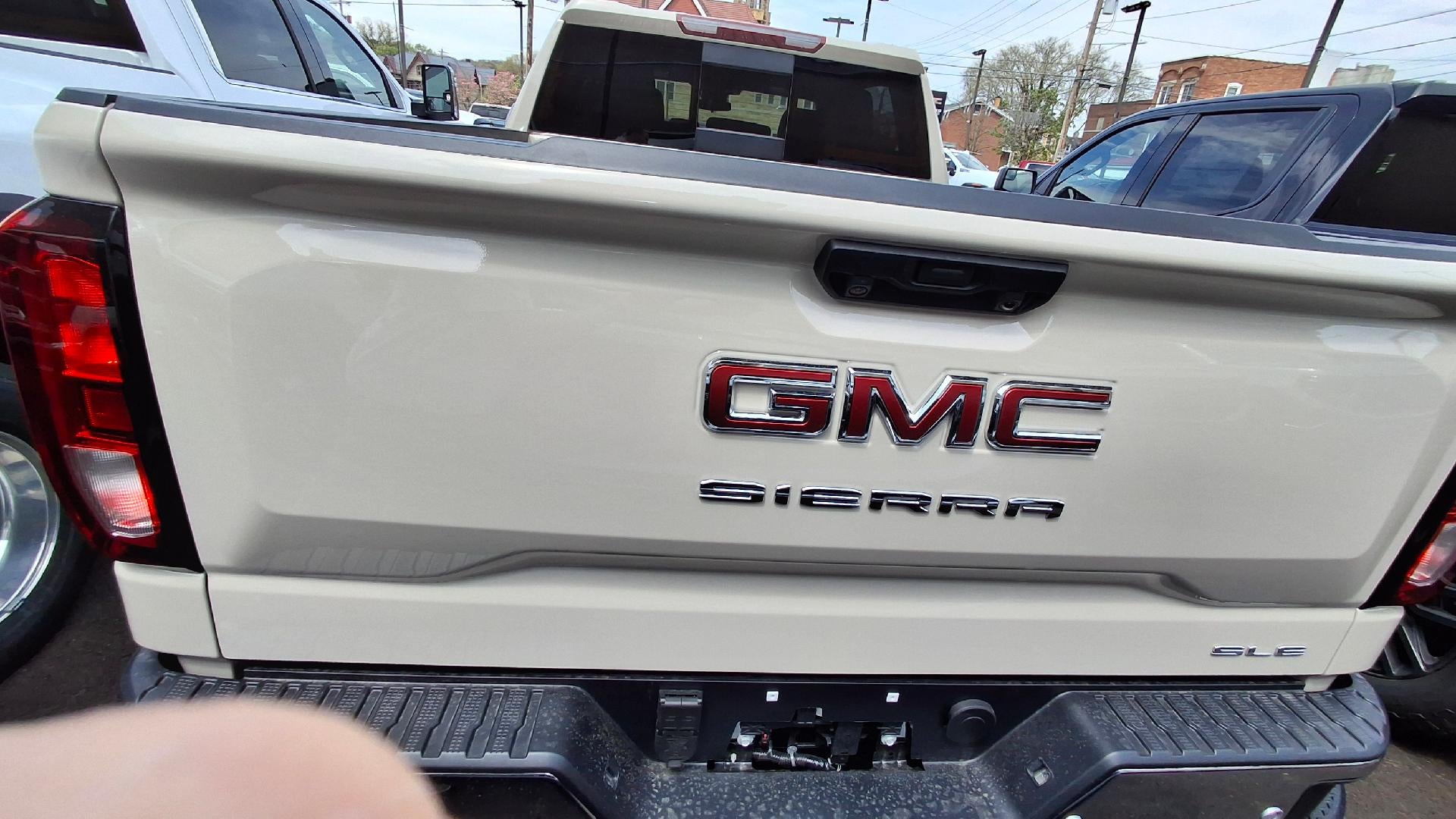 2026 GMC Sierra 1500 SLE