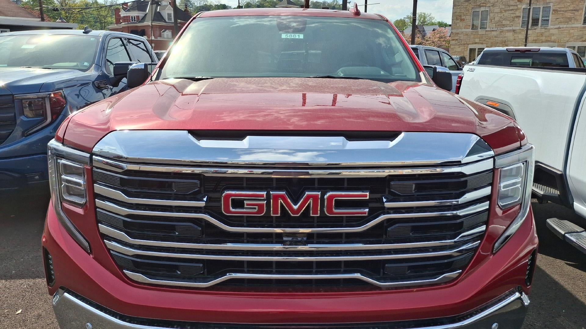 2026 GMC Sierra 1500 SLT