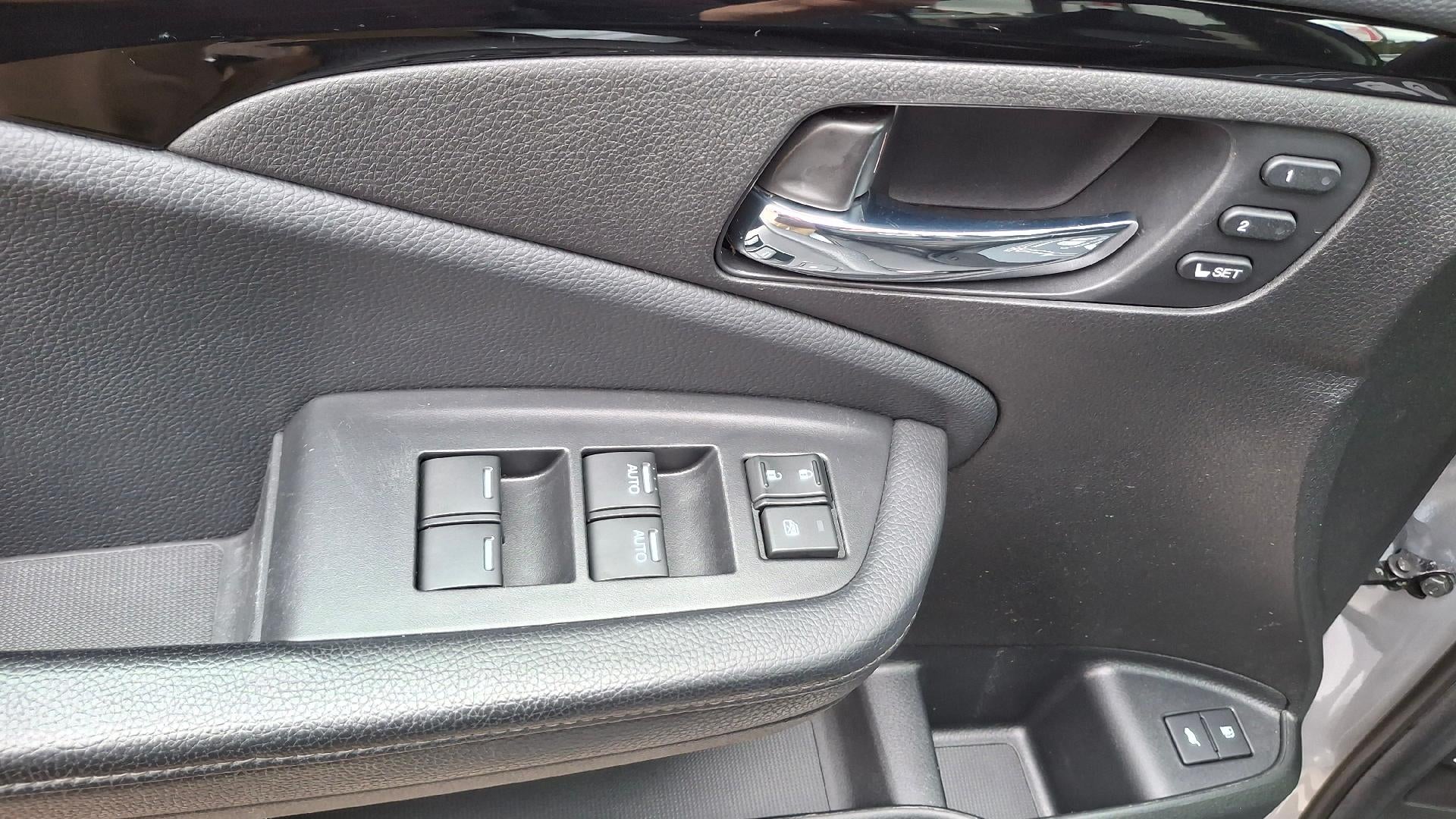 2020 Honda Pilot AWD Elite