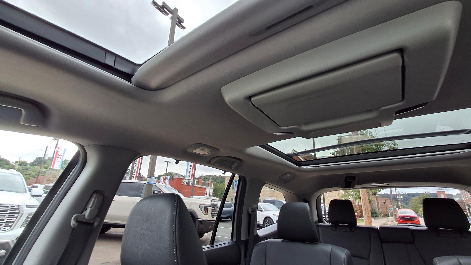 2020 Honda Pilot AWD Elite