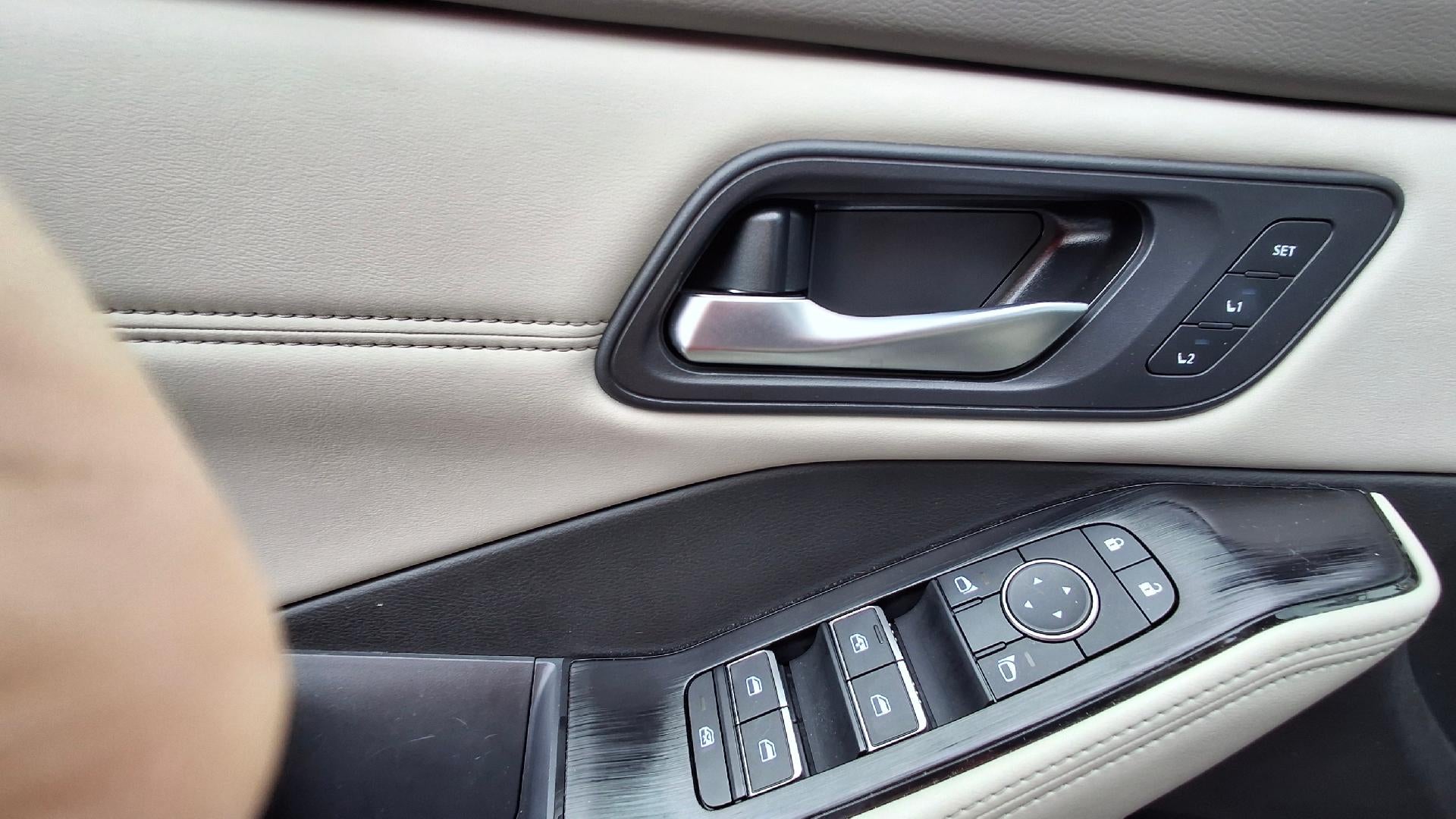 2023 Nissan Rogue SL Intelligent AWD
