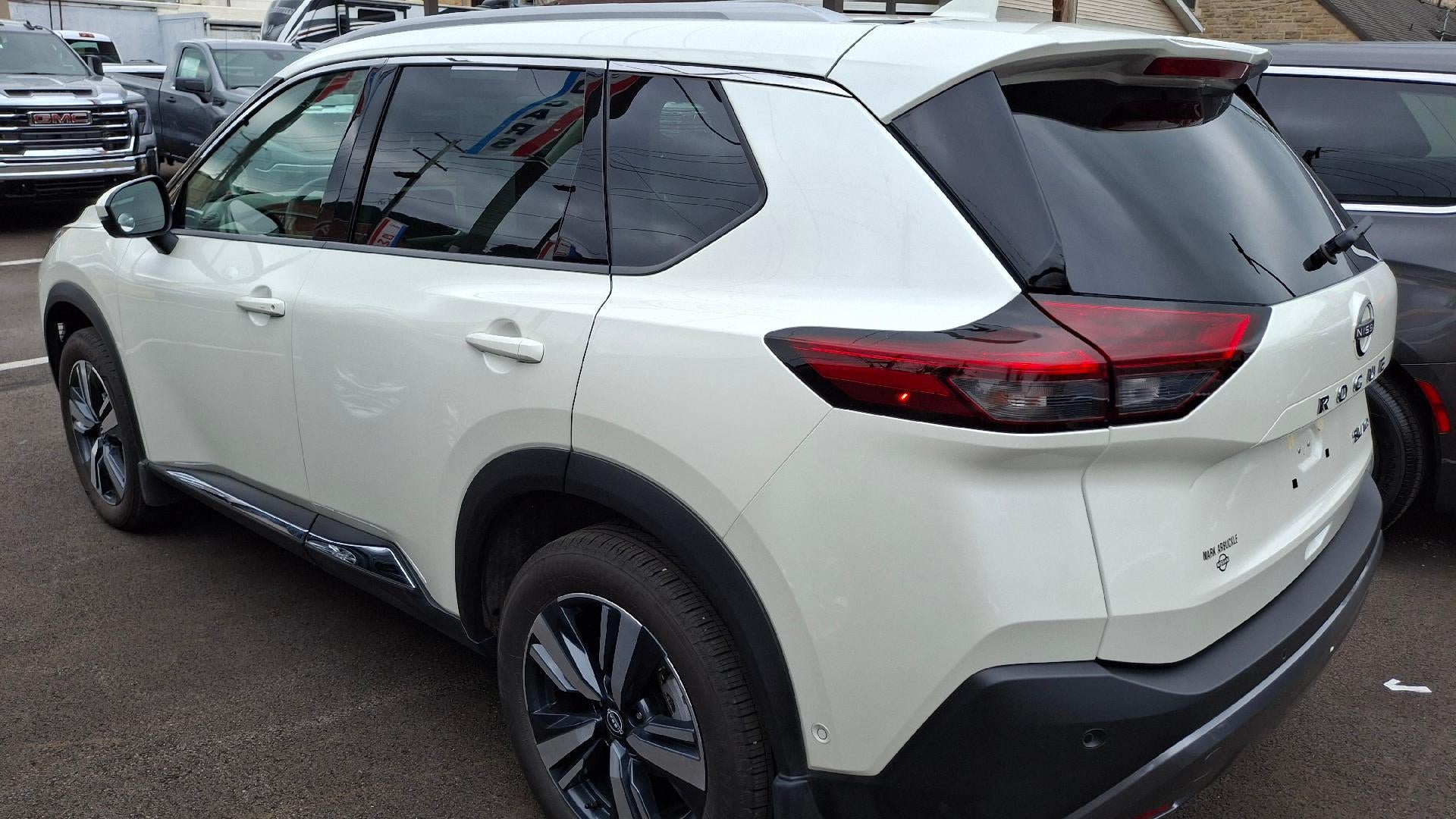 2023 Nissan Rogue SL Intelligent AWD