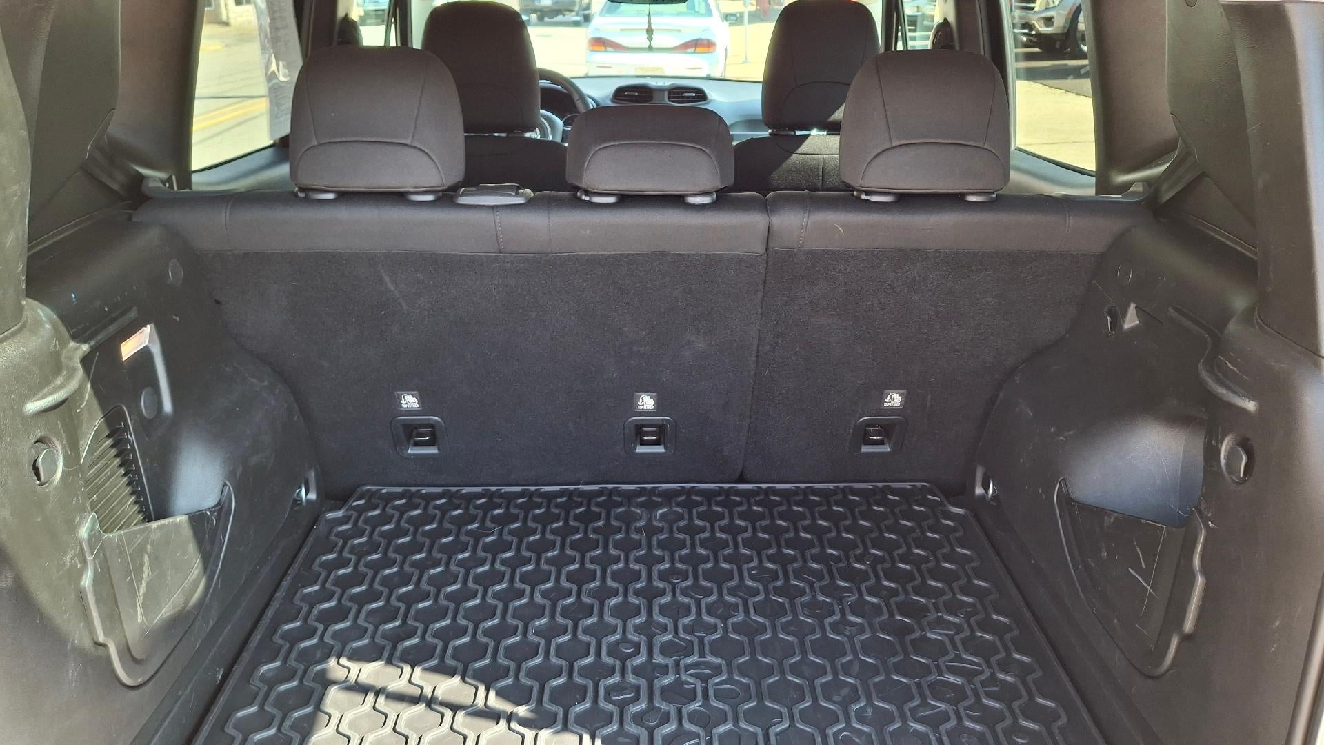 2021 Jeep Renegade Jeepster 4x4